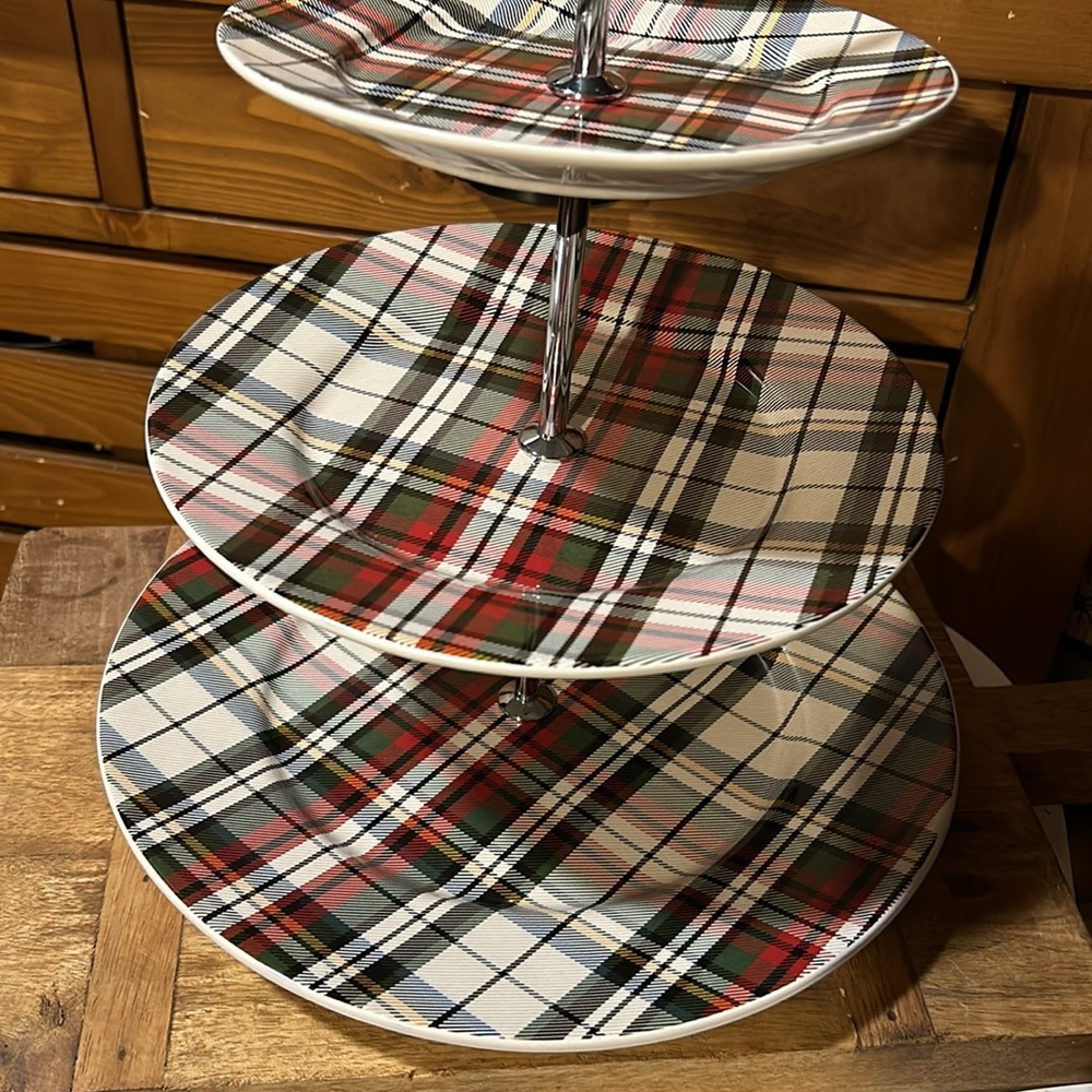 Pottery Barn Plaid 3 Tier Desert Stand BNWT - Picture 3 of 8